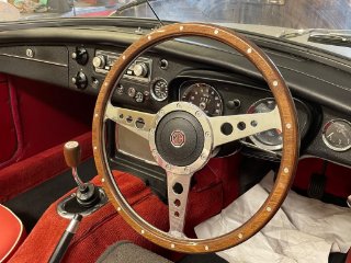 /photos/11476/cf0f218e-2cb9-474e-942f-764d3b0b808f_i320x240.jpg
